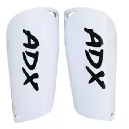 Espinillera color blanca de Fútbol ADX Modelo REBEL
